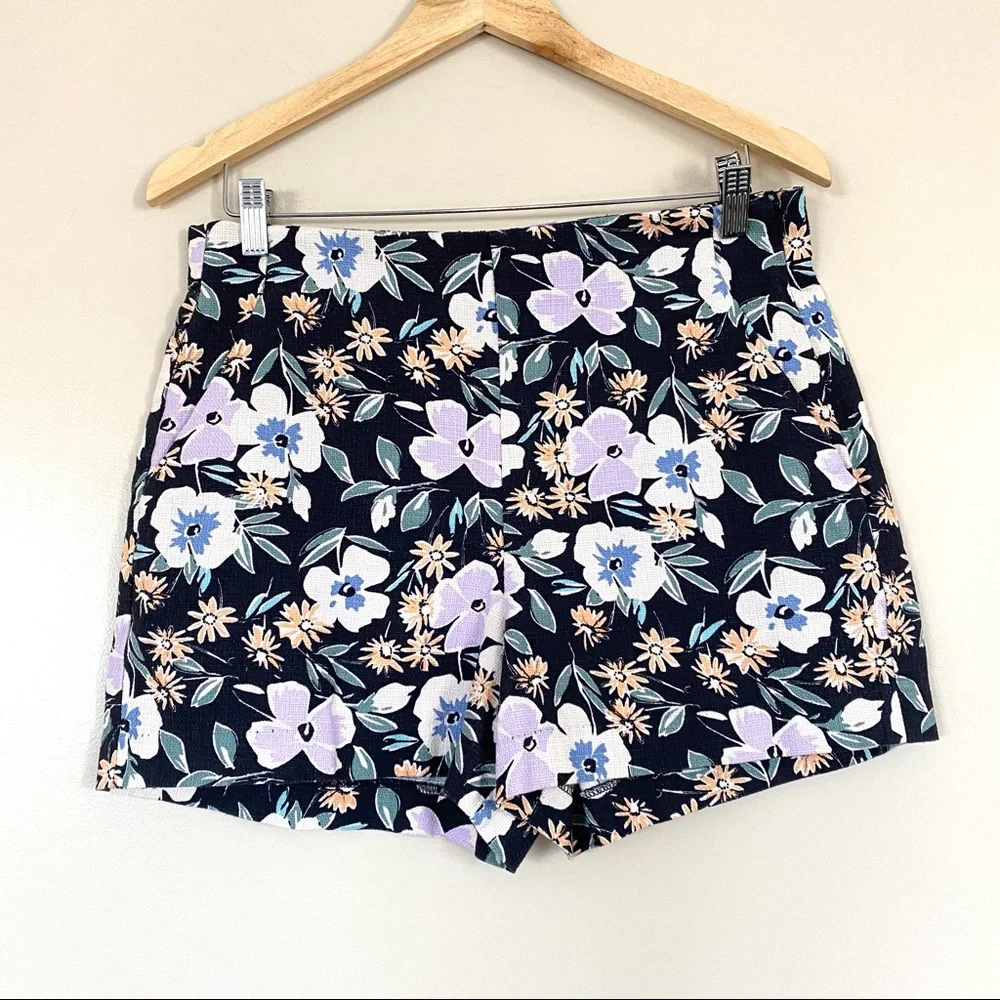 Gap Floral Print Shorts - Picture 1 of 10